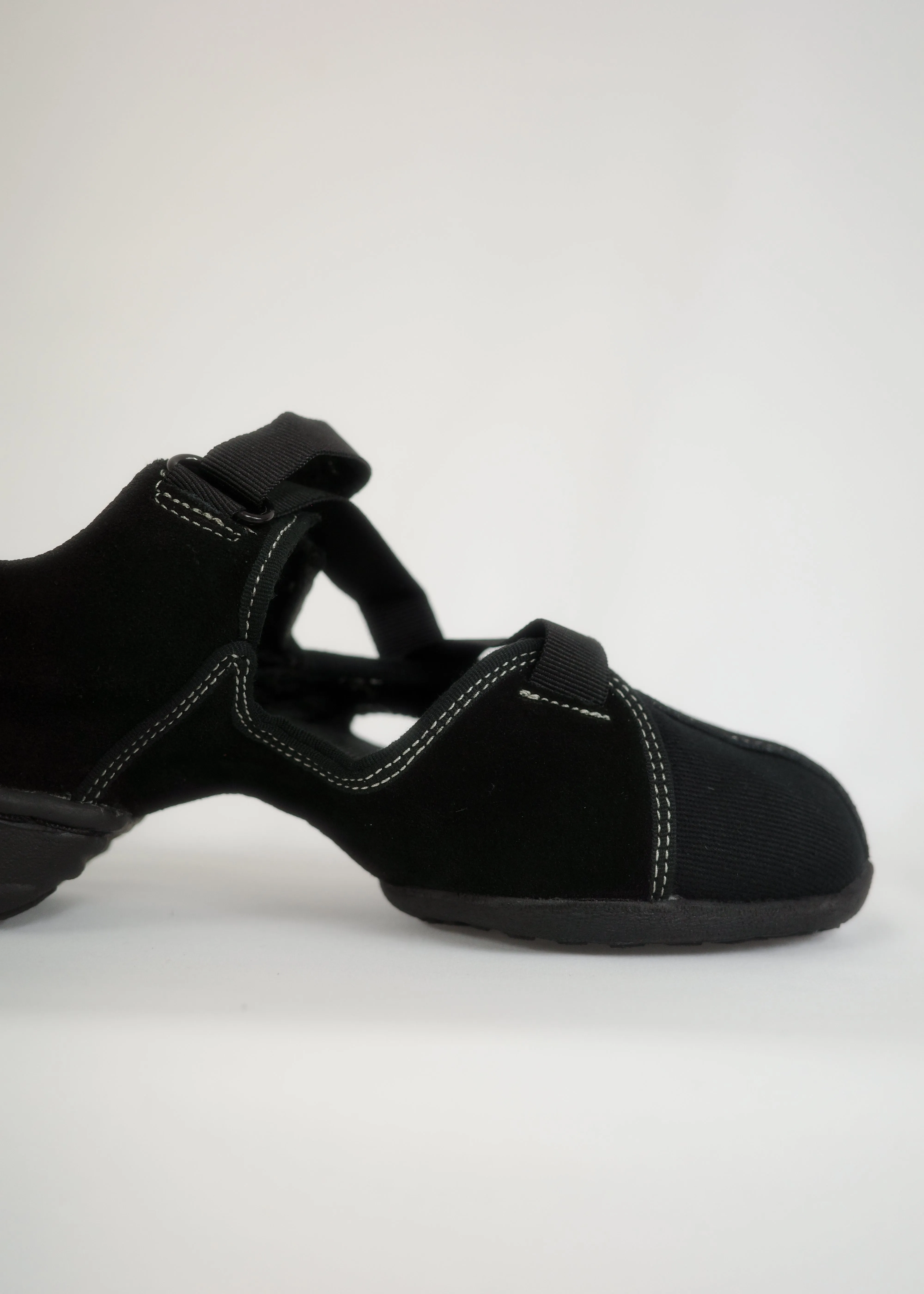 Foundrymews Canvas Shoes