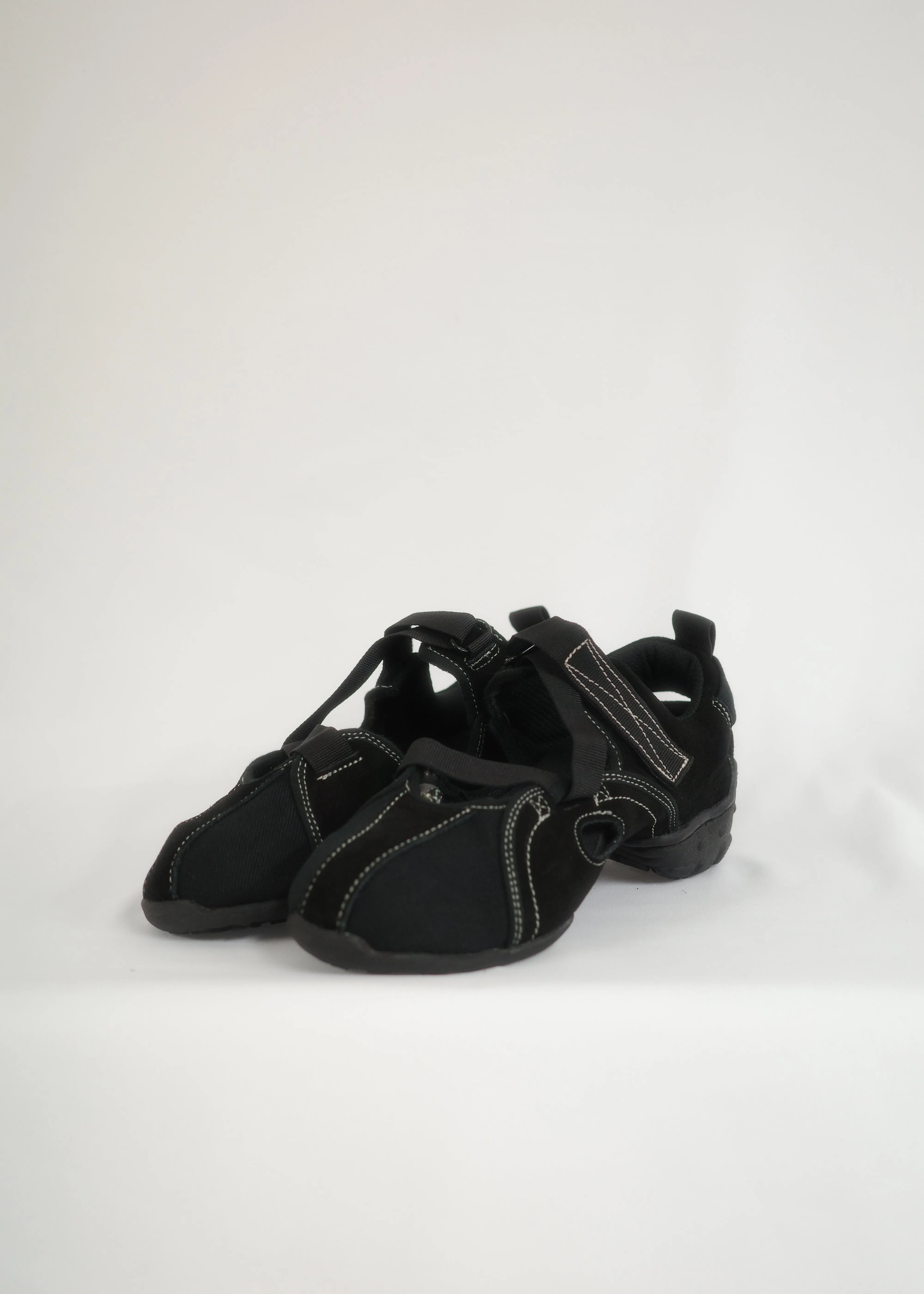 Foundrymews Canvas Shoes